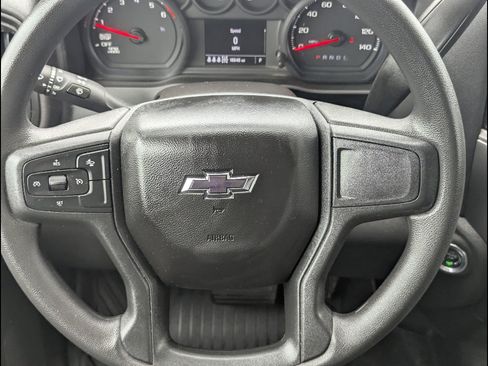Used 2025 Chevrolet Silverado 1500 Custom Trail Boss AWD/4WD image 28