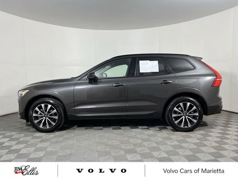 Used 2025 Volvo XC60 B5 Plus image 6