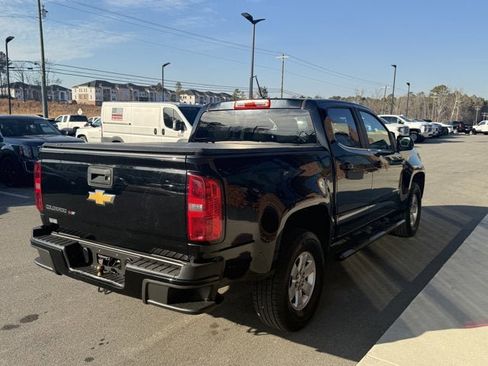 Used 2020 Chevrolet Colorado W/T w/ WT Convenience Package image 6