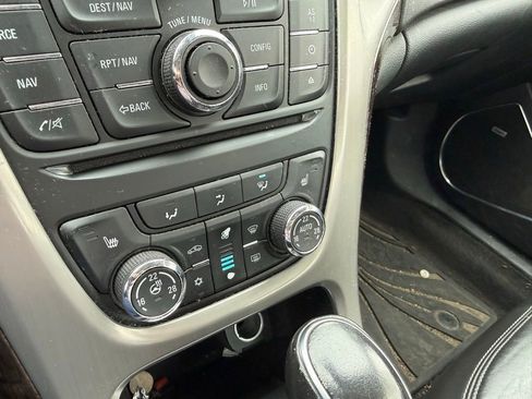 Used 2013 Buick Verano Leather FWD image 16