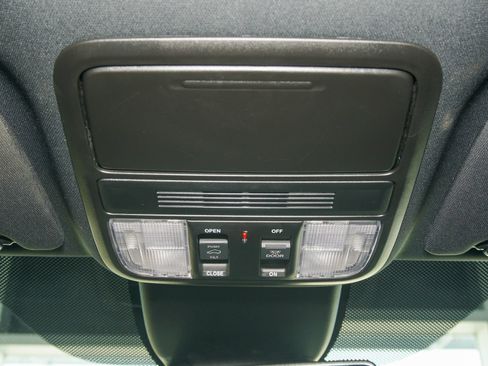 Used 2025 Honda Odyssey Sport-L image 30