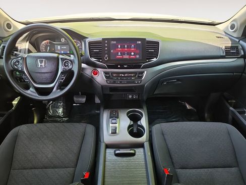 Used 2023 Honda Ridgeline Sport image 10