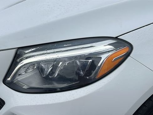 Used 2018 Mercedes-Benz GLE 550e 4MATIC image 7