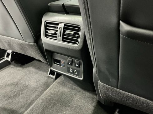 Used 2023 Nissan Rogue Platinum w/ Platinum Premium Package image 28