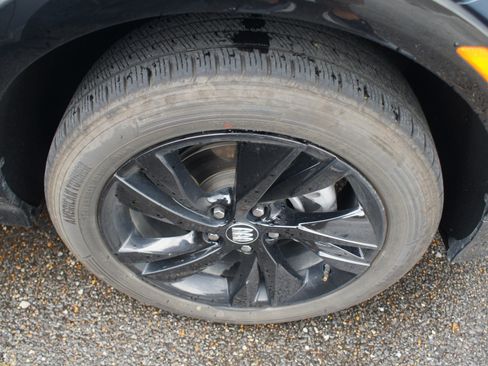 Used 2024 Buick Encore GX Sport Touring AWD/4WD image 4