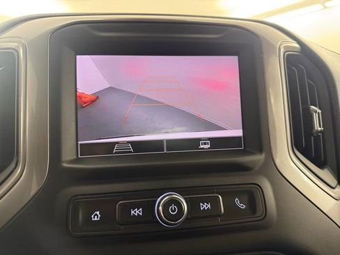 Used 2023 Chevrolet Silverado 1500 Custom image 21