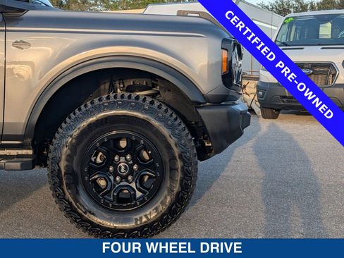 Certified 2022 Ford Bronco Wildtrak image 11