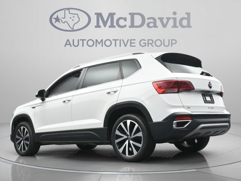 Used 2023 Volkswagen Taos SE FWD image 28