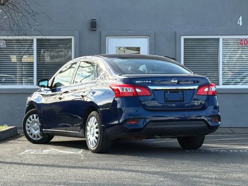 Used 2017 Nissan Sentra S image 7