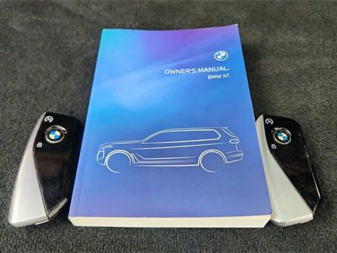 Used 2024 BMW X7 xDrive40i w/ Executive Package image 64