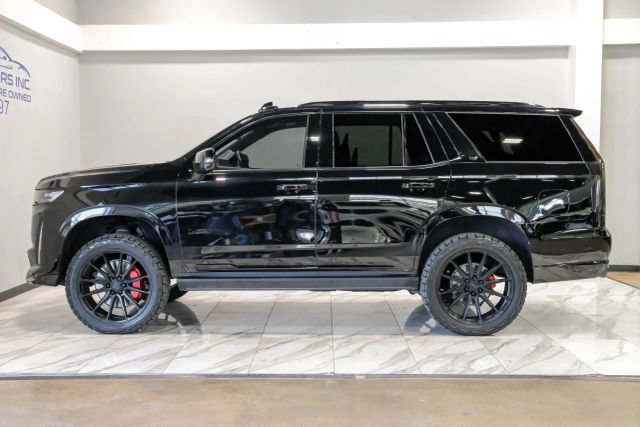 Used 2023 Cadillac Escalade V AWD/4WD image 17