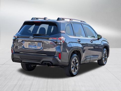 Used 2025 Subaru Forester Premium AWD/4WD image 5