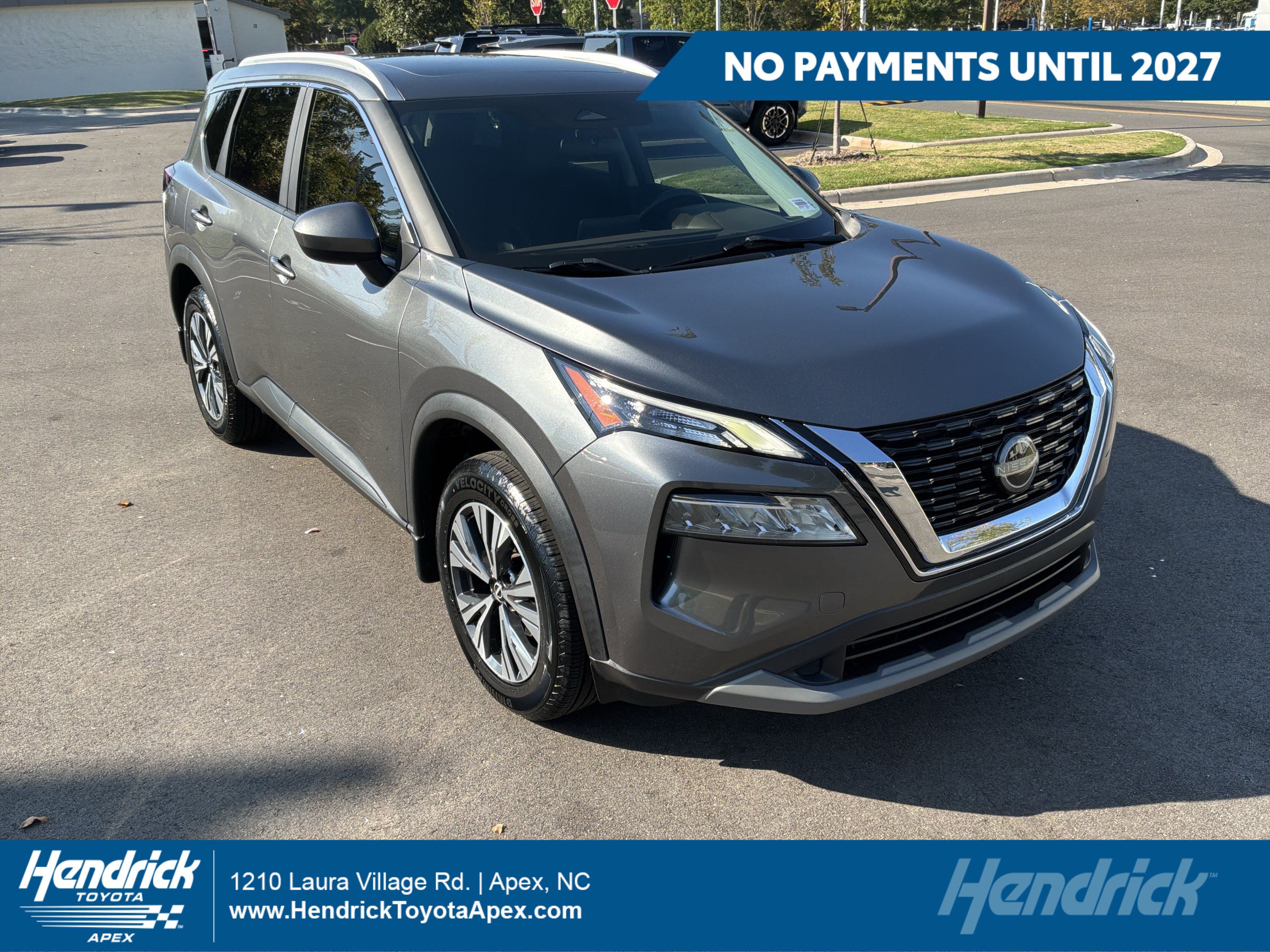 Used 2023 Nissan Rogue SV w/ SV Premium B Package FWD image 1