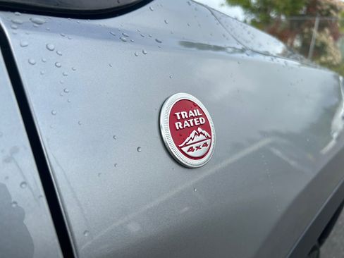 Used 2020 Jeep Compass Trailhawk image 32