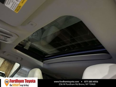 Used 2023 Toyota Highlander XLE image 20