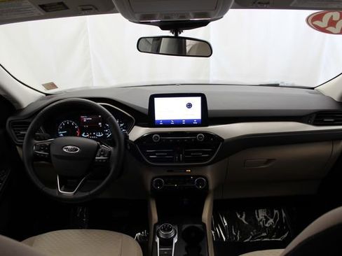 Used 2022 Ford Escape SE w/ SE Sport Appearance Package AWD/4WD image 20