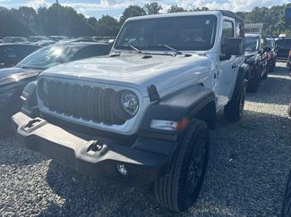 Used 2025 Jeep Wrangler Sport AWD/4WD video 1
