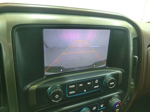 Used 2014 Chevrolet Silverado 1500 High Country AWD/4WD image 26