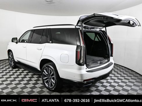 Used 2022 Cadillac Escalade Sport w/ LPO, Illumination Package image 38