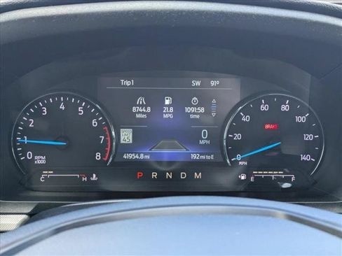 Used 2020 Ford Explorer XLT w/ Equipment Group 202A RWD image 11