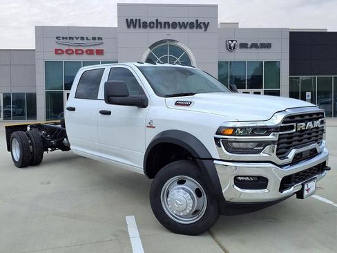 New 2026 RAM 4500 Tradesman w/ Chrome Appearance Group image 1