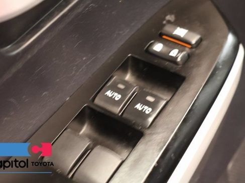 Used 2020 Toyota Tundra Limited w/ Limited Premium Package AWD/4WD image 10