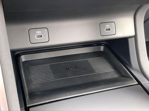 New 2026 Land Rover Discovery Sport Landmark image 23