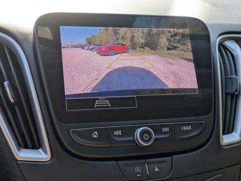 Used 2024 Chevrolet Malibu LT image 9