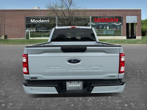 Used 2021 Ford F150 XL w/ STX Appearance Package RWD image 3