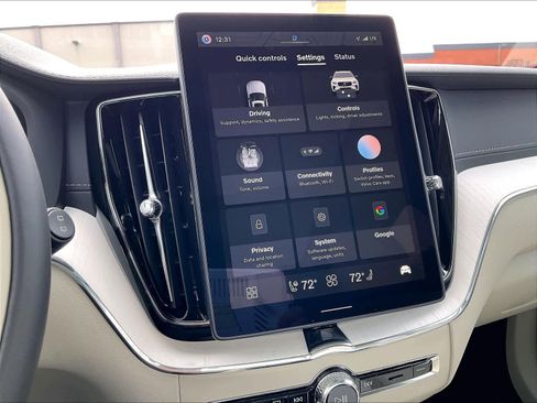 New 2026 Volvo XC60 T8 Ultra w/ Protection Package Premier image 22