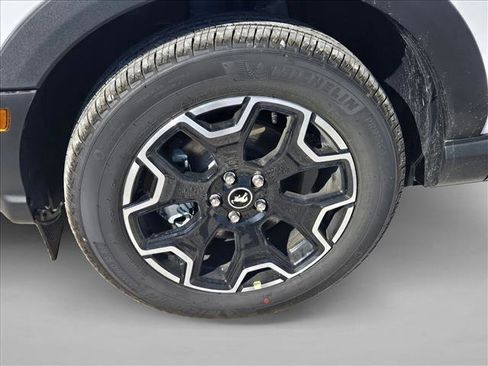 New 2025 Ford Bronco Sport Outer Banks image 10