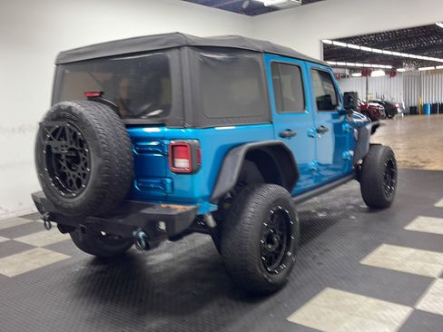 Used 2020 Jeep Wrangler Unlimited Sport S AWD/4WD image 17