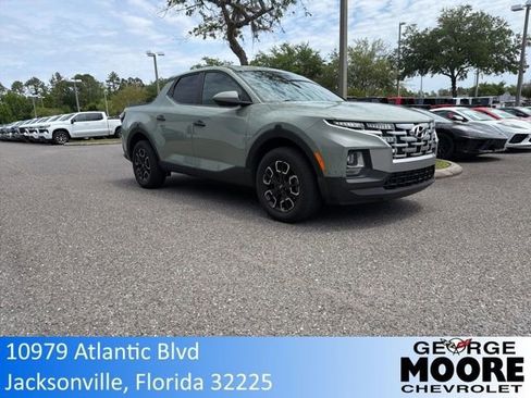 Used 2022 Hyundai Santa Cruz SE FWD image 1