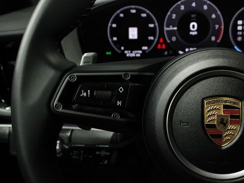 Certified 2025 Porsche Panamera 4 AWD/4WD image 27