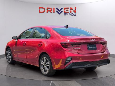 Used 2024 Kia Forte LXS FWD image 3