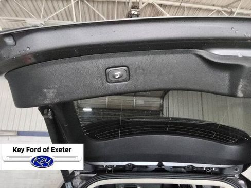 Certified 2022 Ford Edge SEL w/ Convenience Package AWD/4WD image 14