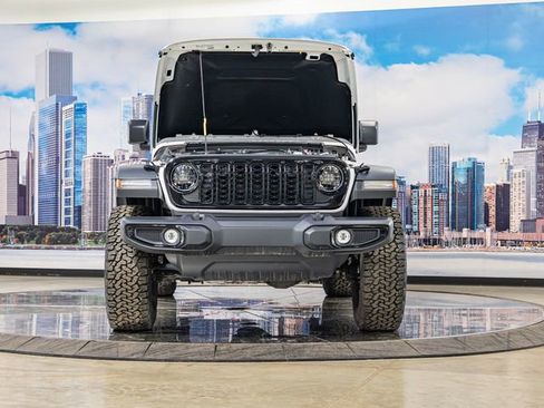 Used 2024 Jeep Wrangler Willys image 4