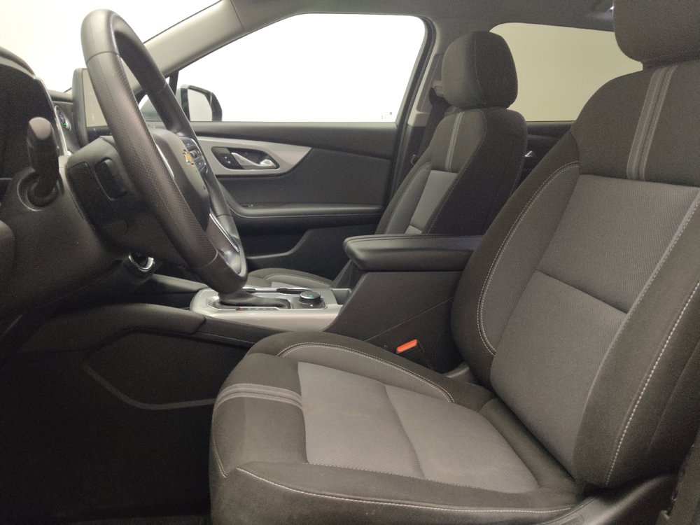 Used 2025 Chevrolet Blazer LT FWD image 17