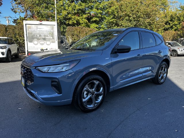 Certified 2024 Ford Escape ST-Line w/ Tech Pack #1 AWD/4WD image 9