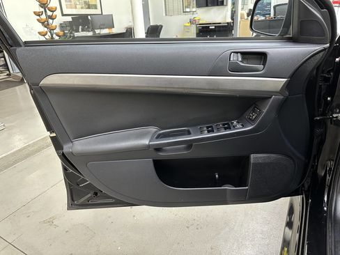 Used 2014 Mitsubishi Lancer SE image 10