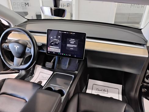 Used 2021 Tesla Model Y 2WD image 82