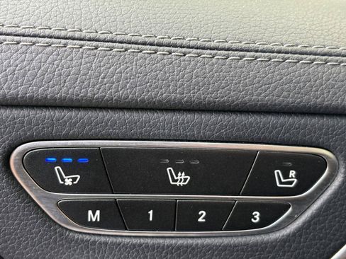 Used 2015 Mercedes-Benz S 550 4MATIC Sedan image 37