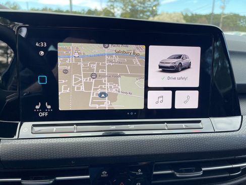 Used 2024 Volkswagen GTI SE image 10