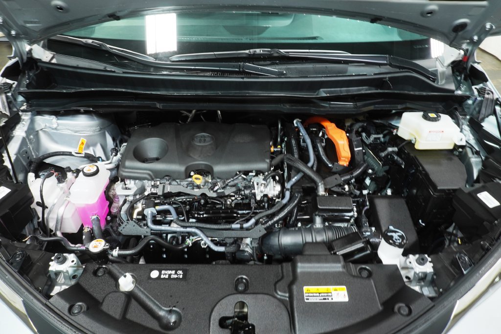 Used 2025 Toyota Sienna XLE w/ XLE Plus Package AWD/4WD image 10