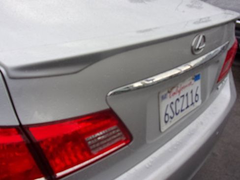 Used 2011 Lexus ES 350 image 15