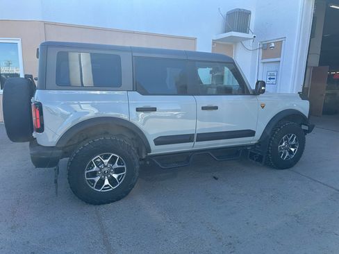 Used 2021 Ford Bronco Badlands AWD/4WD image 4