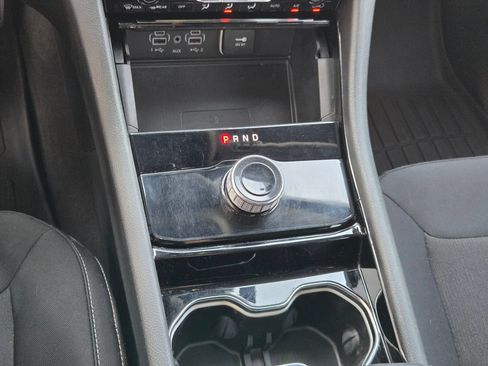 Used 2023 Jeep Grand Cherokee L Laredo w/ Luxury Tech Group I AWD/4WD image 32
