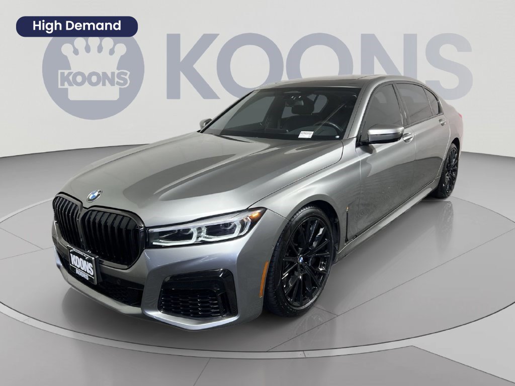 Used 2022 BMW 750i xDrive w/ M Sport Package AWD/4WD image 1