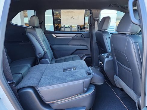 New 2026 GMC Acadia AT4 w/ Luxury Package image 48