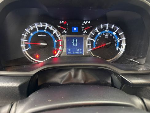 Used 2019 Toyota 4Runner image 23